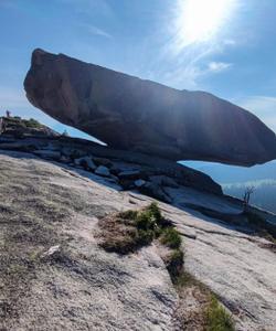 Висячий камень, Ергаки