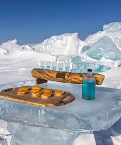 Пикник на льду Байкала