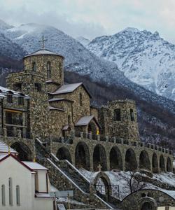 Аланский Успенский мужской монастырь