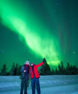 Северное сияние на Кольском полуострове