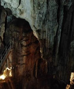 Пещера Эмине-Баир-Хосар в Крыму