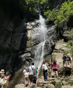Водопад Чхутунети