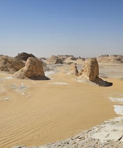 Национальный парк Белая пустыня (Сахара-эль-Бейда)