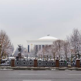 Сквер Амира Тимура
