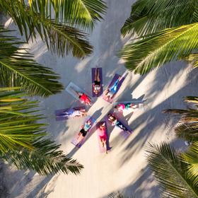 Йога на Мальдивах