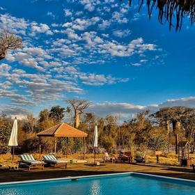 Отель рядом с парком Киринди