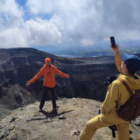 Восхождение на вулкан Горелый