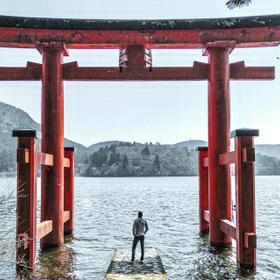 Ворота Хэйва-но-Тории