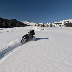 На снегоходах по степи Самаха