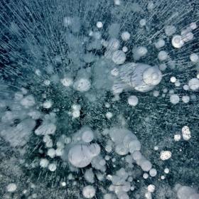 Лед Байкала