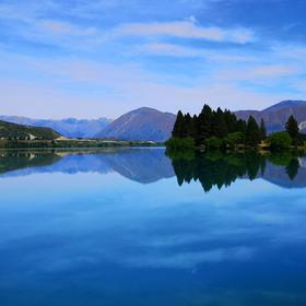 Озеро в Новой Зеландии