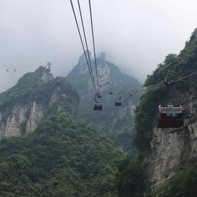 Канатная дорога на гору Тяньмэнь