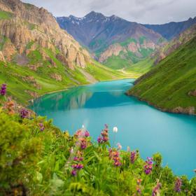 Озеро Коль-Тор