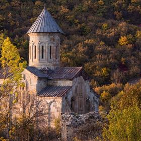 Церковь архангела Михаила в Икорте