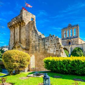 Руины аббатства Беллапаис