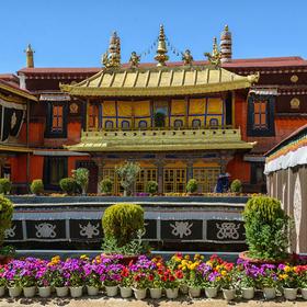 Храм Джоканг в Лхасе