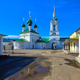 Торговые ряды в Костроме