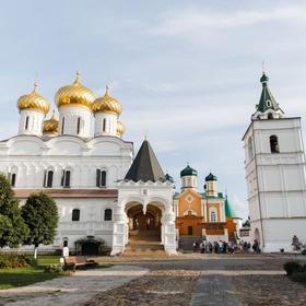 Ипатьевский монастырь в Костроме