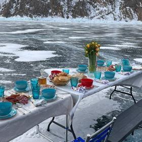 Пикник на льду Байкала