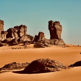 Плато Тассилин-Адджер в Сахаре