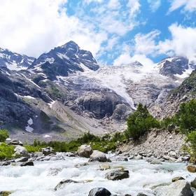 Ледник в Северной Осетии