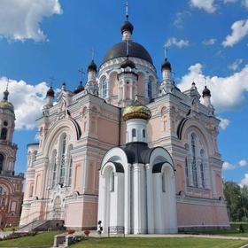 монастырь в Вышнем Волочке