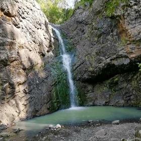 Водопад Макарачек