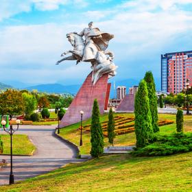 Обелиск в честь китайских воинов-добровольцев