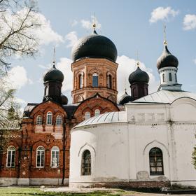 Свято-Введенский островной монастырь