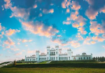 Самые красивые замки и дворцы Беларуси, которые стоит увидеть