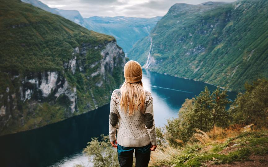 Достопримечательности Норвегии: фьорды, Музей кораблей викингов и Нобелевский центр