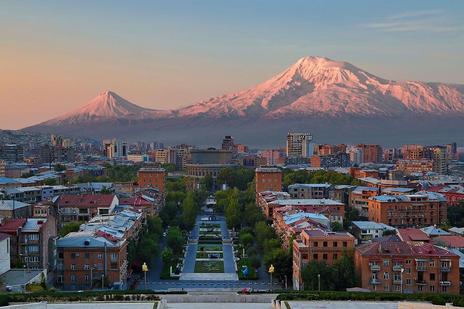 Вид на Ереван